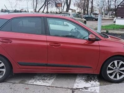 Bordowy Używany 2018 Hyundai i20 Hatchback | 34 000 zł (Uczciwa cena)