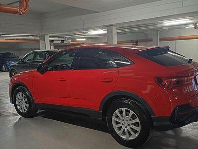 Czerwony Używany 2020 Audi Q3 Sportback Ambiente SUV | 138 600 zł