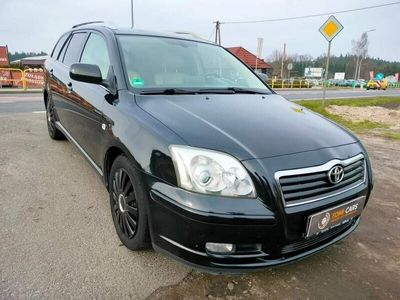 używany Toyota Avensis 2dm 150KM 2004r. 168 000km