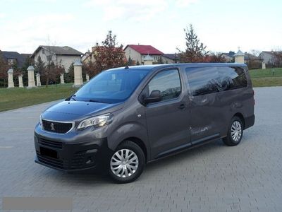 używany Peugeot Traveller 1.6dm 115KM 2017r. 127 000km