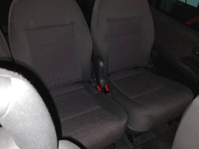Używany 2004 Seat Alhambra Minivan | 19 500 zł