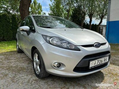 Srebrny Używany 2011 Ford Fiesta Hatchback | 17 900 zł (Dość drogi)