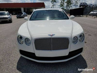 używany Bentley Continental Flying Spur 4dm 500KM 2015r. 96 500km