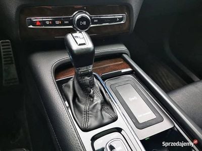 Używany Volvo XC90 Momentum 2016 SUV