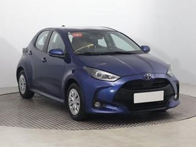 Niebieski Używany 2022 Toyota Yaris Hatchback | 59 999 zł (Uczciwa cena)
