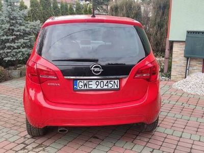 Czerwony Używany 2011 Opel Meriva Minivan | 23 900 zł (Drogi)