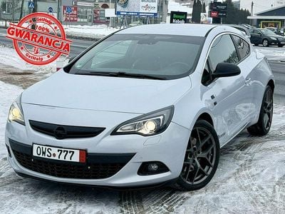 używany Opel Astra 2dm 165KM 2012r. 221 000km