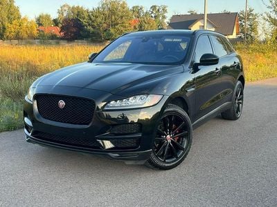Używany Jaguar F-Pace 180 KM (132 kW) 2017 Czarny (metalik) SUV