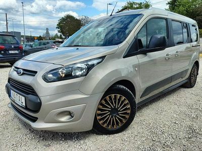 Szary Używany 2015 Ford Tourneo Kombi | 42 800 zł
