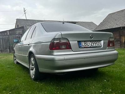 BMW 525