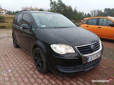 używany VW Touran Lift Hak Tempomat Grzane Fotele 1.9 TDI