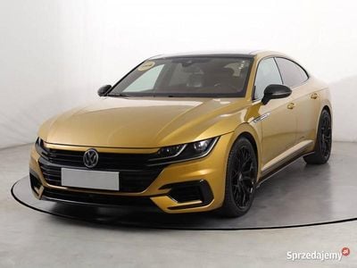 Używany VW Arteon 2017 Złoty Sedan/Limuzyna
