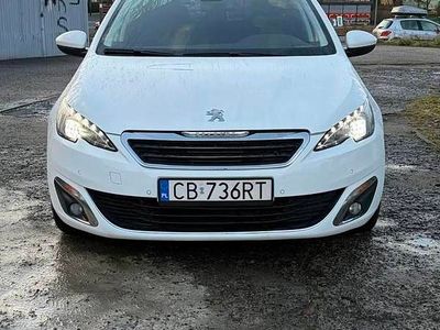 Biały Używany 2015 Peugeot 308 SW Kombi | 29 999 zł