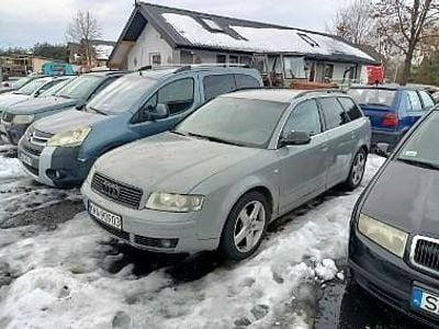 Szary Używany 2002 Audi A4 Kombi | 3700 zł