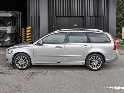 Volvo V50