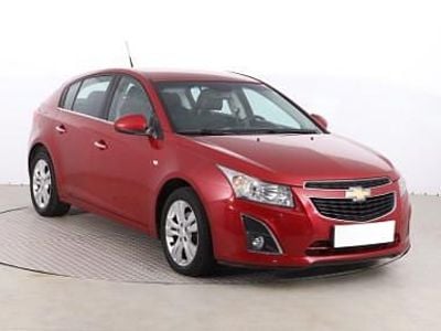 Używany Chevrolet Cruze 163 KM (119 kW) 2013 Czerwony Hatchback