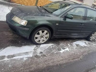 Używany VW Passat 1998 Zielony Kombi