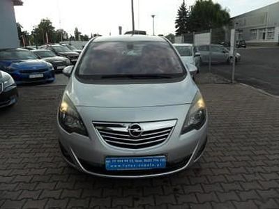 Srebrny Używany 2012 Opel Meriva Minivan | 23 700 zł (Dość drogi)