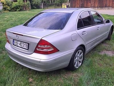 Używany 2002 Mercedes C180 | 7500 zł