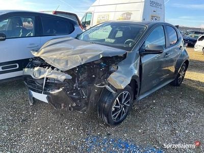 Szary Używany 2023 Toyota Yaris Hybrid Design Hatchback | 45 800 zł