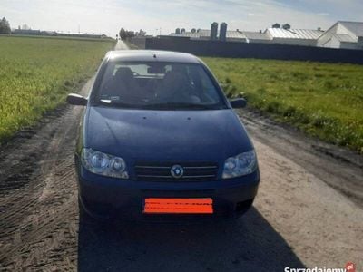 Używany Fiat Punto 60 KM (44 kW) 2003 Niebieski Hatchback