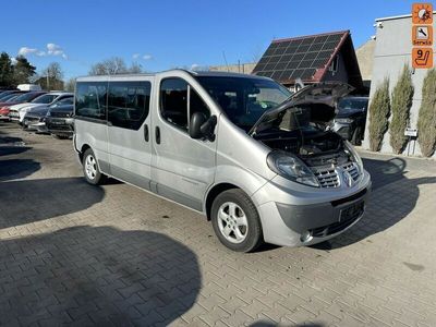 używany Renault Trafic Passenger Klimatyzacja 9 Osobowy