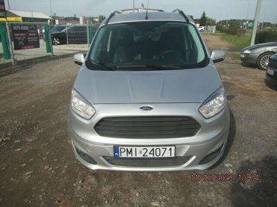 używany Ford Courier 