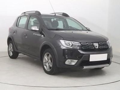 Używany Dacia Sandero 90 KM (66 kW) 2018 Szary Hatchback
