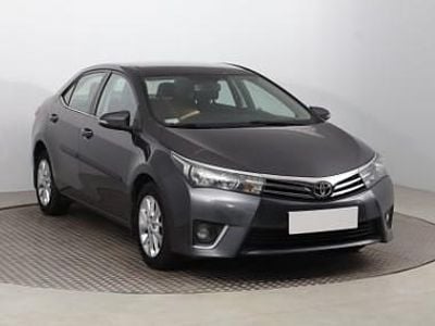Używany Toyota Corolla 132 KM (97 kW) 2014 Szary Sedan/Limuzyna