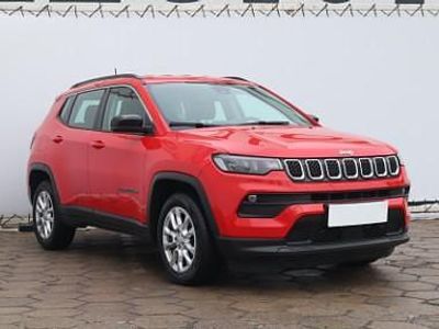 Używany Jeep Compass 150 KM (110 kW) 2021 Czerwony SUV