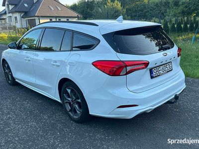 Biały Używany 2018 Ford Focus ST-Line Kombi | 55 900 zł
