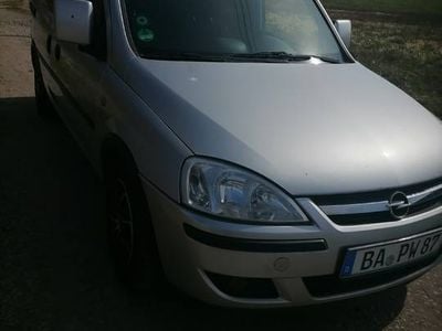 Używany Opel Combo 2006 Srebrny Minivan