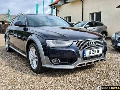 Czarny Używany 2014 Audi A4 Kombi | 56 900 zł