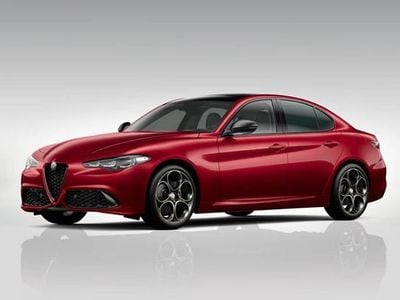 Lakier specjalny czerwony etna red Nowe 2025 Alfa Romeo Giulia Sedan/Limuzyna | 234 900 zł (Uczciwa cena)