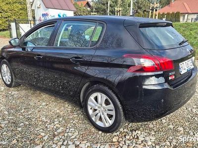 Czarny Używany 2018 Peugeot 308 Hatchback | 37 900 zł (Uczciwa cena)