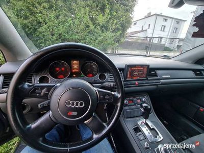 używany Audi A8 D3 274KM