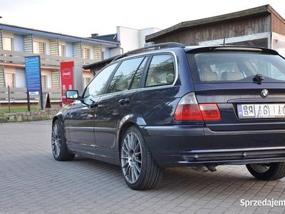 Używany BMW 330 2002 Granatowy Kombi
