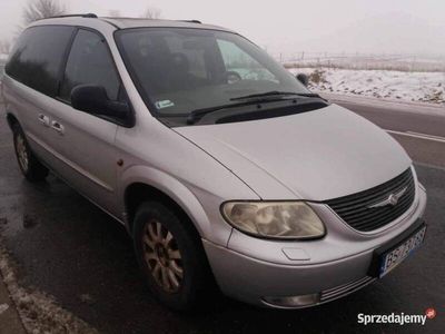 używany Chrysler Grand Voyager 2.5 TDI 2003r. 7-osobowy