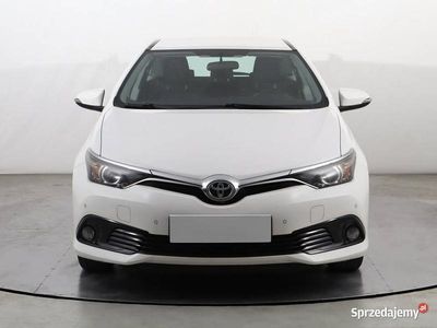 Używany Toyota Auris 132 KM (97 kW) 2018 Biały Kombi
