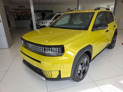 Nowe Fiat Grande Panda Icon 110 KM (80 kW) 2025 Lakier metalizowany żółty limone Hatchback