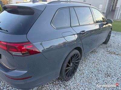 Używany 2021 VW Golf VIII R Kombi | 69 000 zł (Uczciwa cena)