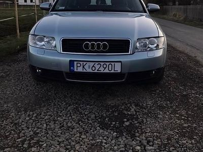 Niebieski Używany 2002 Audi A4 Kombi | 7400 zł (Uczciwa cena)