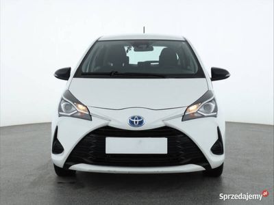 używany Toyota Yaris Hybrid 