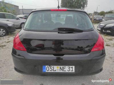 używany Peugeot 308 LIFT 2010 R BENZYNA MALUTKI PRZEBIEG