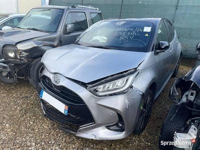 Szary Używany 2024 Toyota Yaris Hybrid Hatchback | 31 000 zł