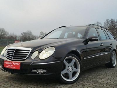 Używany Mercedes E320 Avantgarde 2007 Brązowobeżowy Kombi