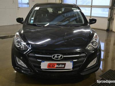 Czarny Używany 2016 Hyundai i30 Hatchback | 14 500 zł