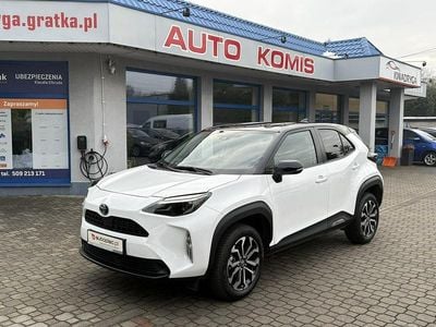 Biały Używany 2023 Toyota Yaris Hybrid Hatchback | 89 900 zł (Dość drogi)