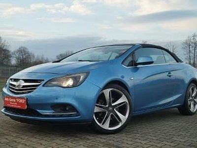 Używany Opel Cascada 203 KM (149 kW) 2017 Niebieski (metalik) Kabriolet