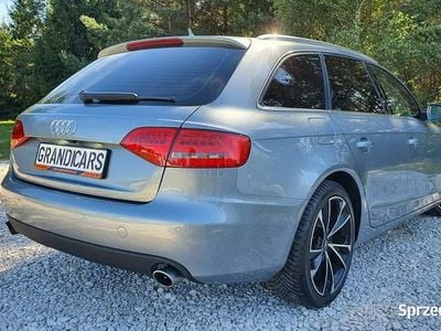 Używany Audi A4 240 KM (176 kW) 2011 Szary Kombi